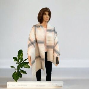 NWT Tahari Women's Scarf Multicolor Plaid Reversible Wrap Shawl One Size Soft